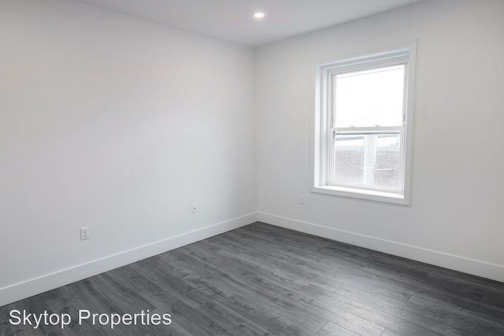 17 Wendell Avenue Extension - Photo 3 of 4