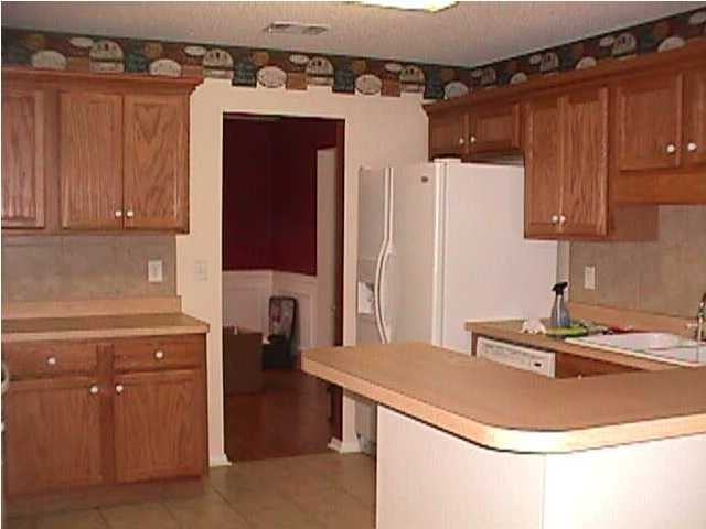 712 Denise Dr - Photo 3 of 12