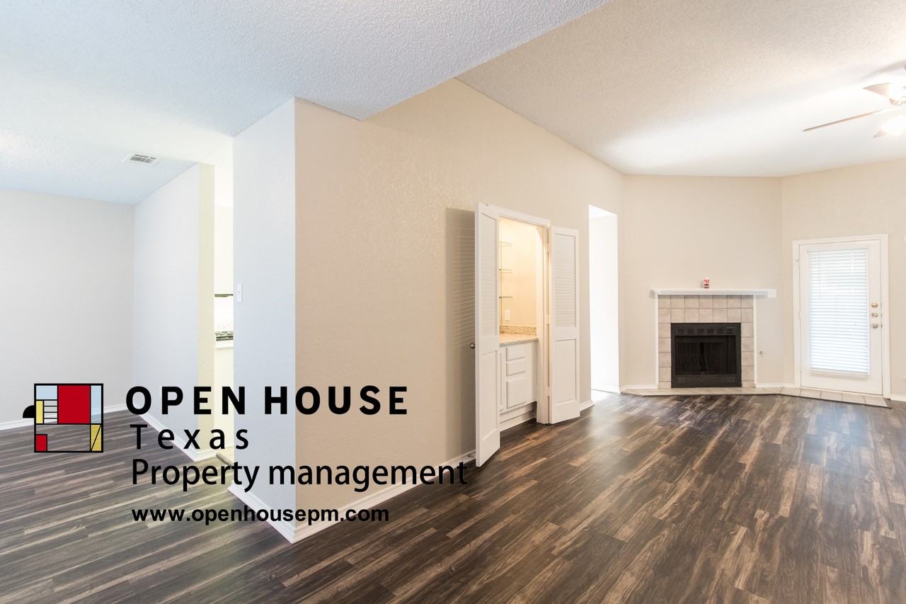 1327 E Branch Hollow Dr - Photo 2 of 11