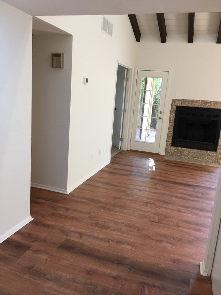 3625 N Forgeus Ave - Photo 2 of 28