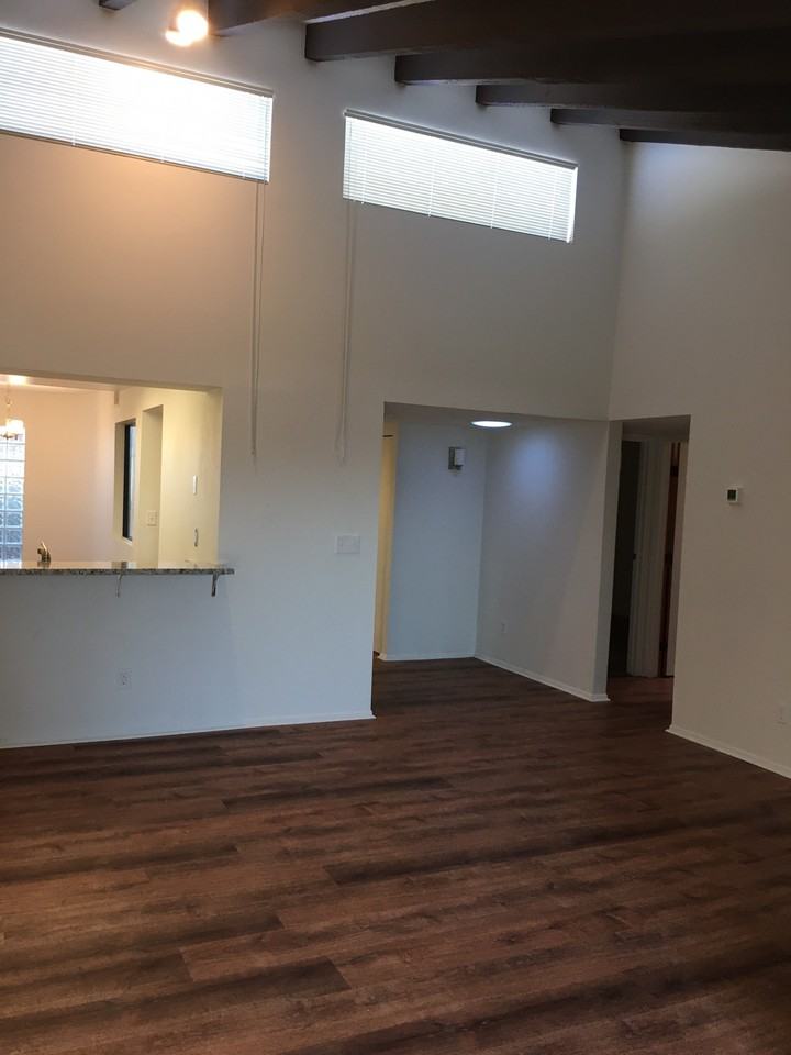 3625 N Forgeus Ave - Photo 5 of 28
