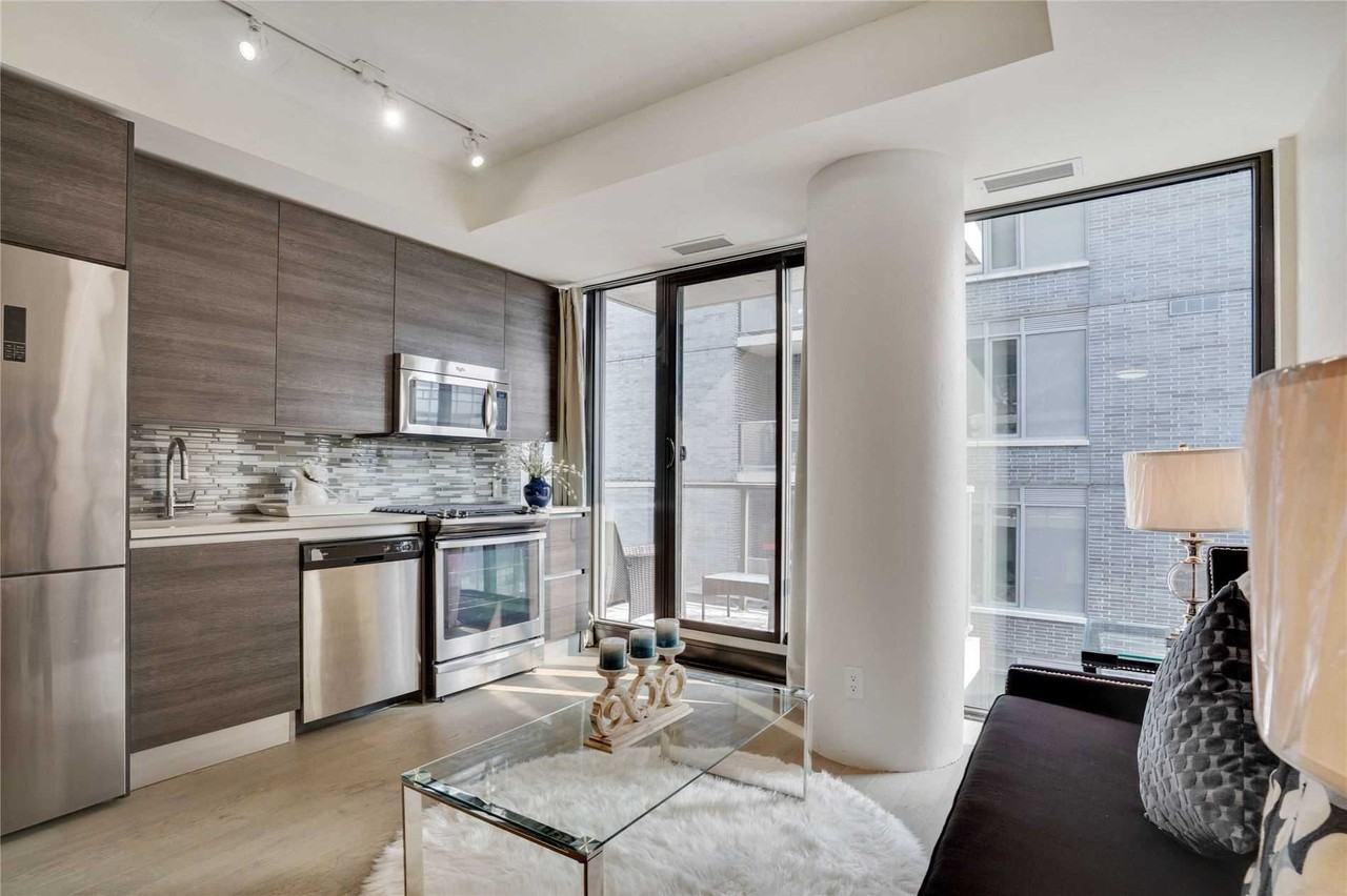 111 Bathurst Street #1301