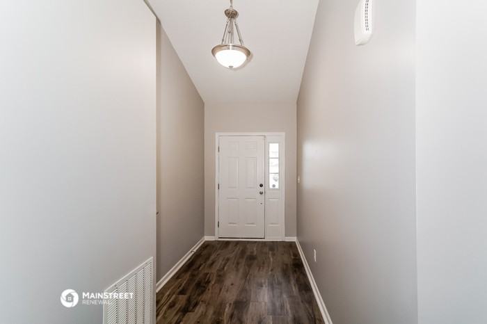 8520 Gold Rush Way - Photo 3 of 16