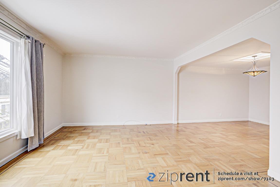 32 Saint Charles Ave - Photo 2 of 18