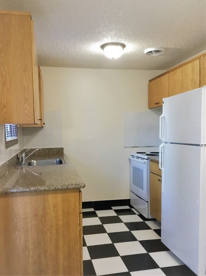 Surrey Square - Photo 2 of 23