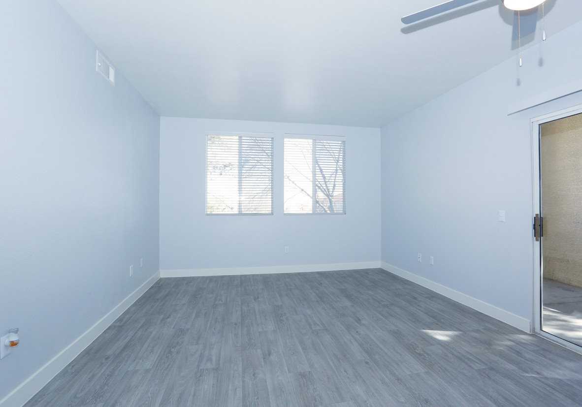 Tango Bay - Photo 3 of 20