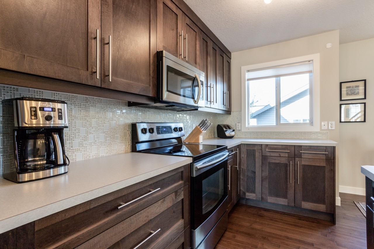 1020 177 St Sw #1 - Photo 6 of 42