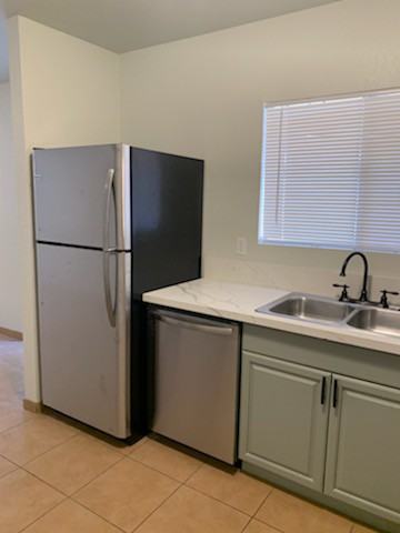 3308 E Presidio Rd #1 - Photo 5 of 10