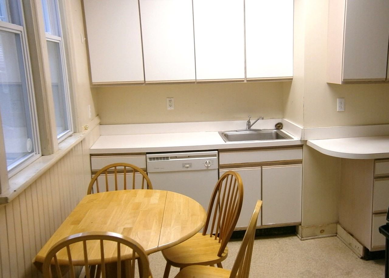 125 Highland Place #2 - Photo 3 of 14