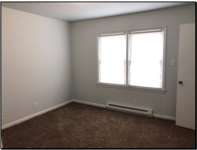 Glenwood Point Apartments - Photo 3 of 7