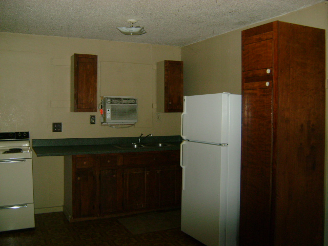 1927 Cotten Rd Apt A - Photo 4 of 4