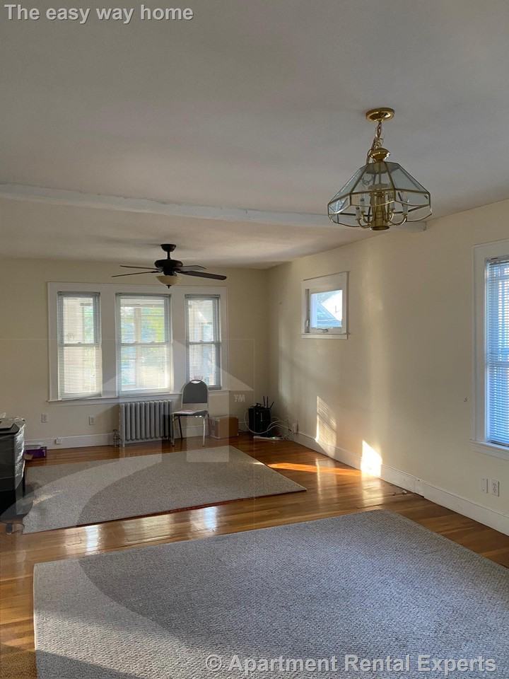 76 Endicott Ave #2 - Photo 3 of 17