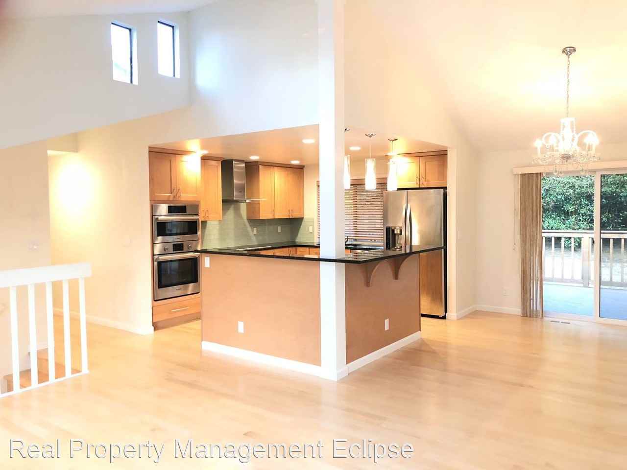 5838 112th Pl Ne - Photo 2 of 16