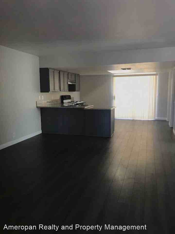 1901 Arpa Wy - Photo 3 of 21