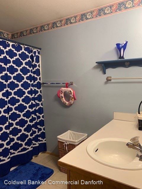 101 16th Avenue Ct - Photo 3 of 16