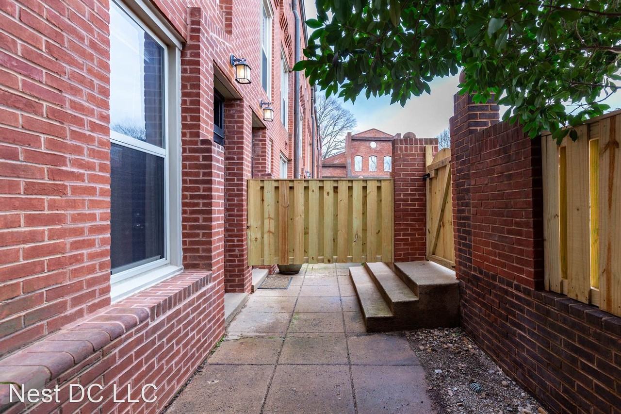 15 14th St Ne - Photo 2 of 28