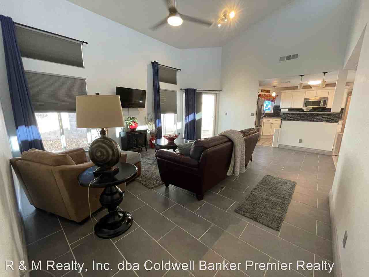 6560 Kirwan Heights Way - Photo 3 of 19