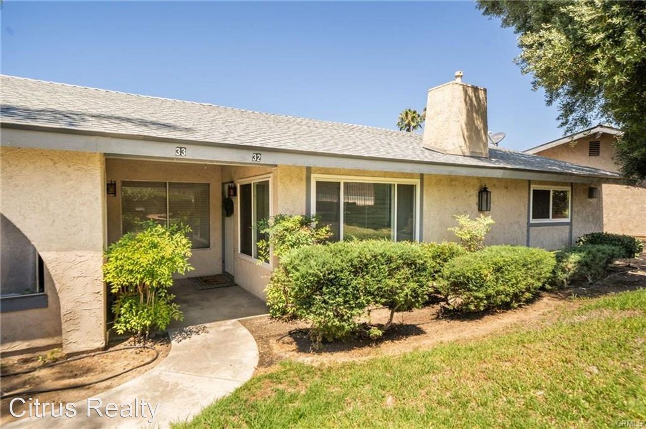 2891 Canyon Crest Dr #32