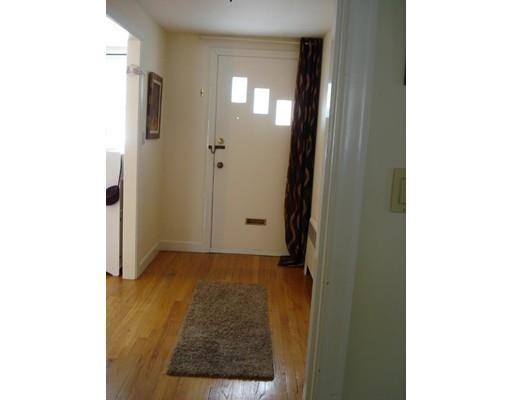 696 Beaver St - Photo 2 of 15