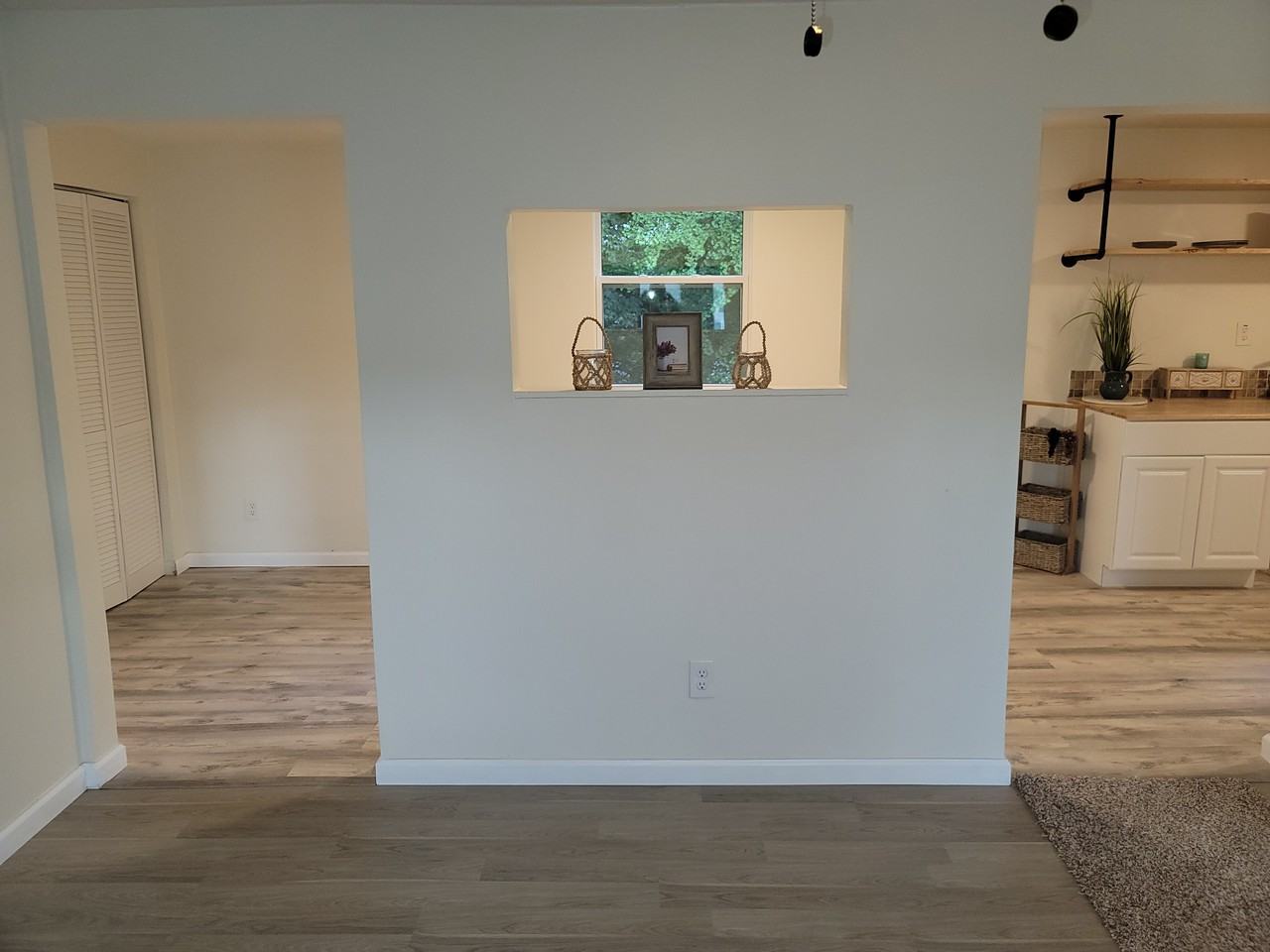 8418 Old Rutledge Pike - Photo 2 of 50