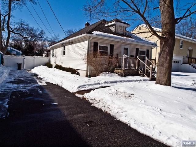 19 Lyman Ave - Photo 2 of 20