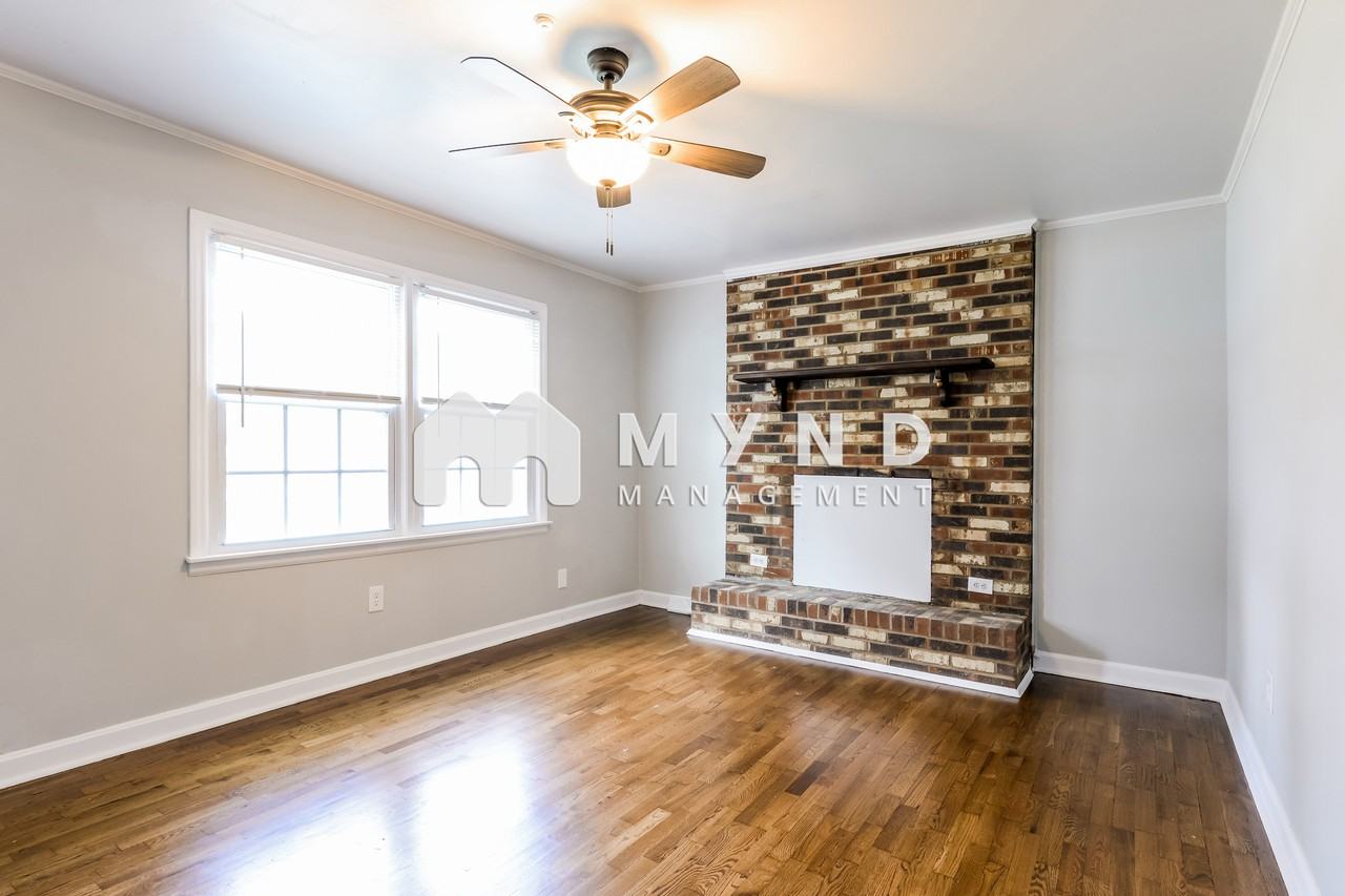 601 Gann St - Photo 3 of 16