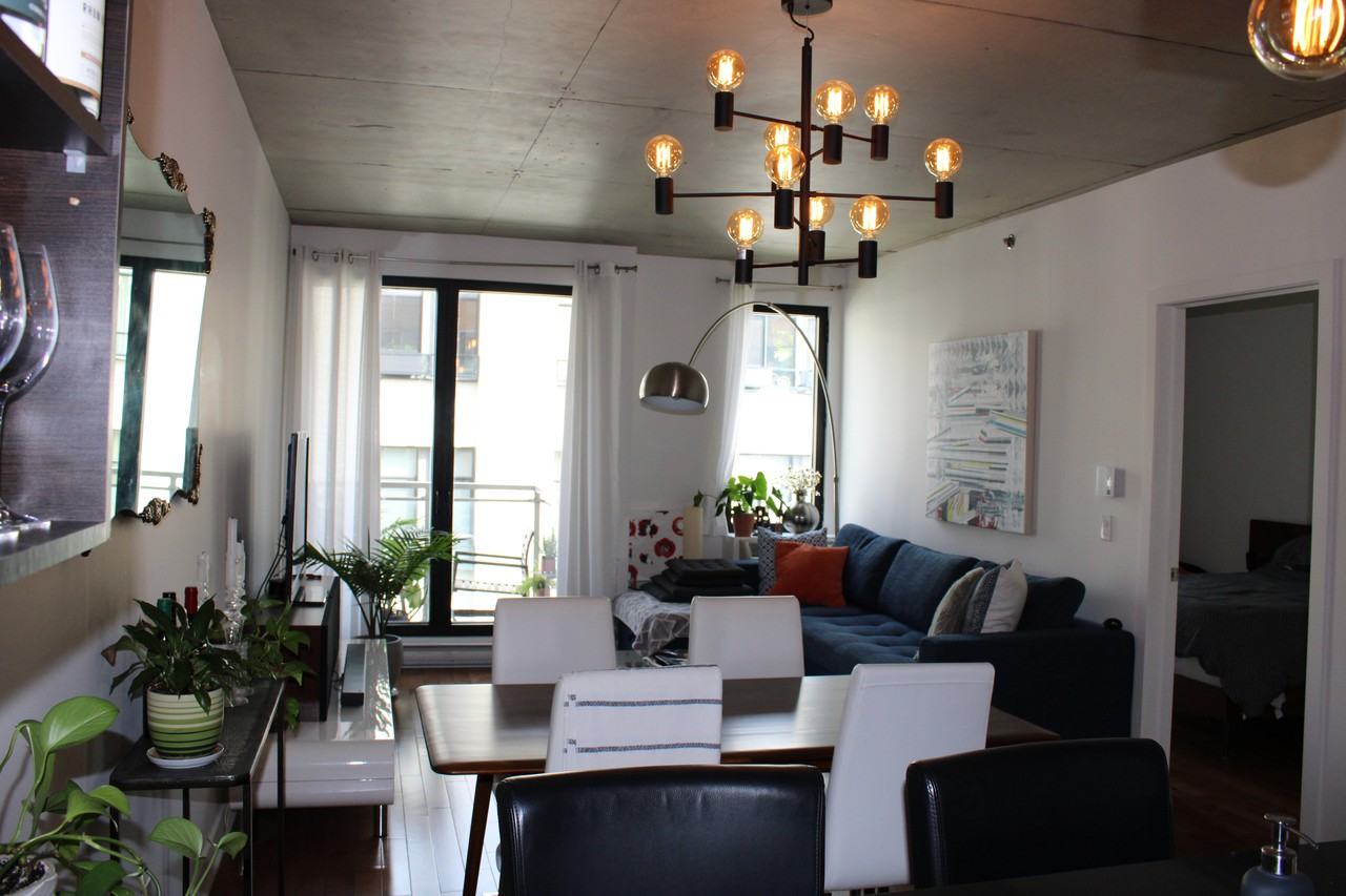 855 Rue Irène - Photo 3 of 22