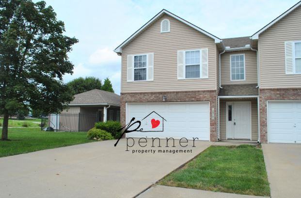 1605 Nw Samantha Ct - Photo 3 of 29