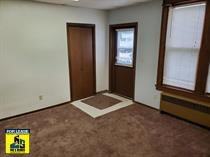 121 N Grove St #1A - Photo 3 of 16