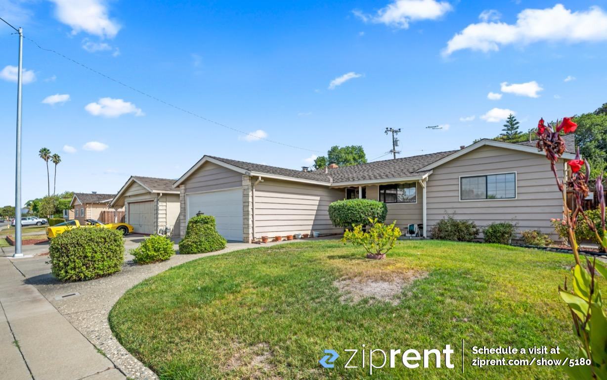 42714 Fontainebleau Park Ln - Photo 2 of 20