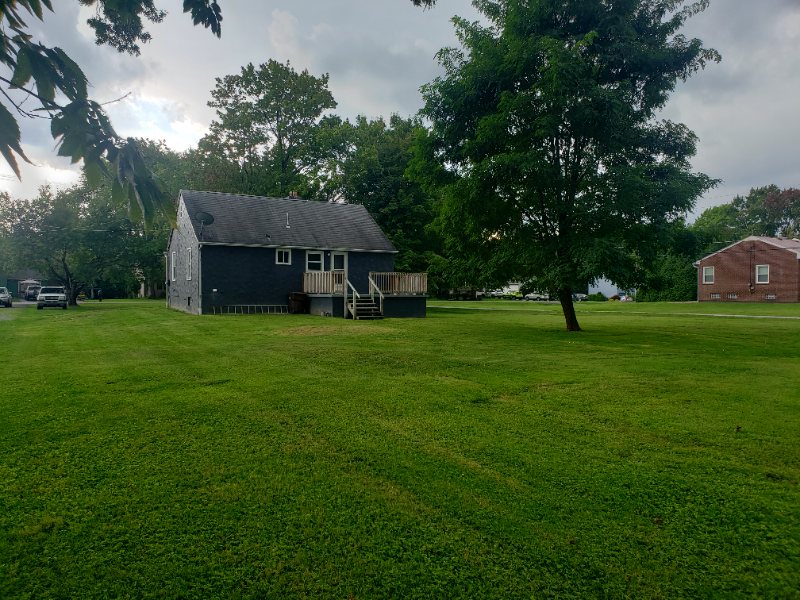 141 Shenango Rd - Photo 3 of 28