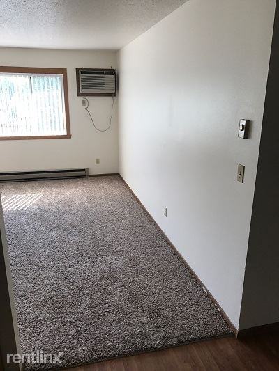 3035 23rd St S - Photo 3 of 5