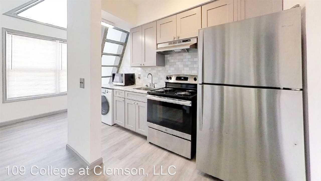 109 College Street - Photo 2 of 21