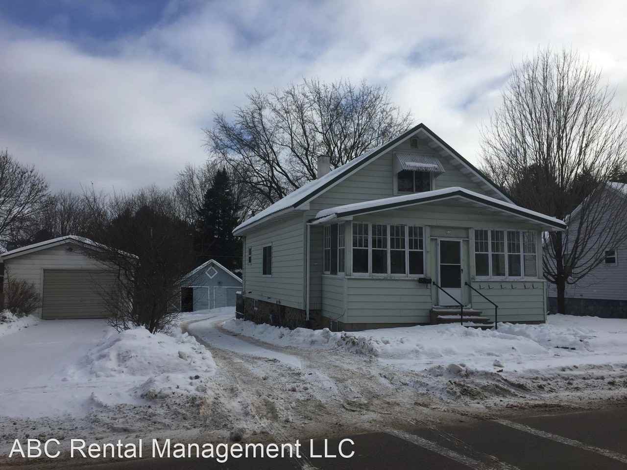 310 N Stevens St, Rhinelander, WI 54501 3 Bedroom House for 1,050