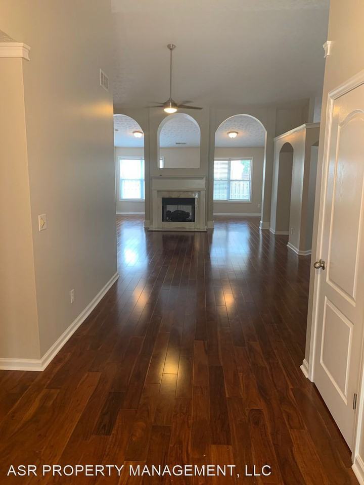 1002 Simonton Glen Dr - Photo 2 of 22