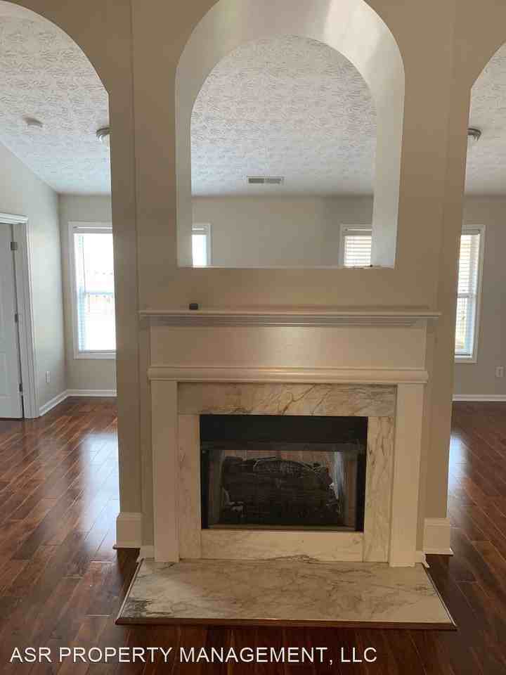 1002 Simonton Glen Dr - Photo 3 of 22