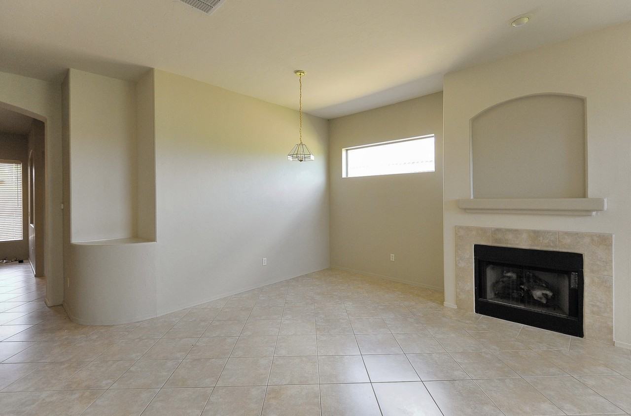 13708 E High Plains Ranch St - Photo 7 of 26