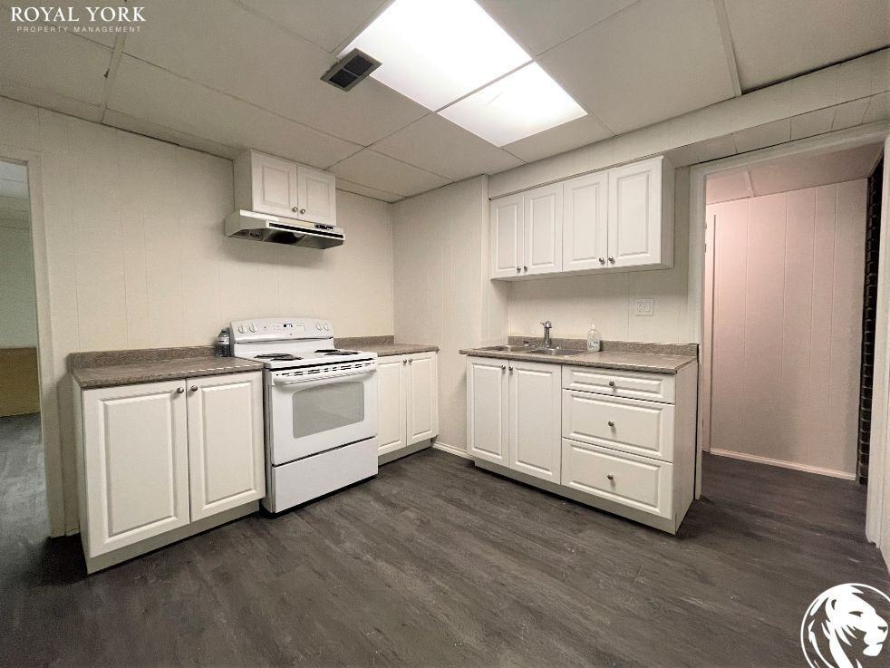 190 Morningside Ave #2 - Photo 2 of 26