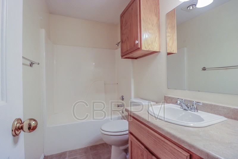 801 Ironton Dr - Photo 6 of 11