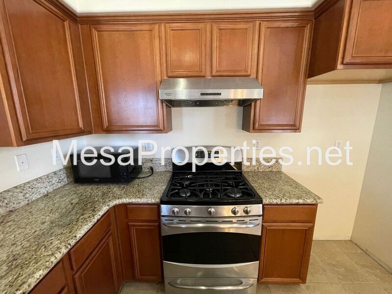 1911 Annandale Way - Photo 7 of 24