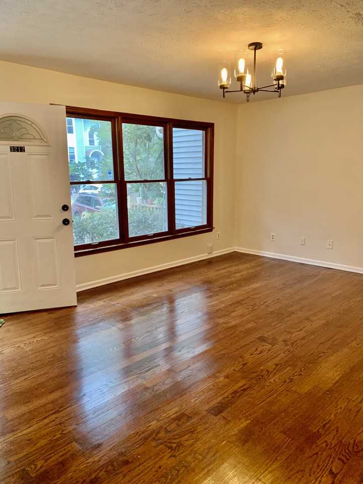 3212 Stratford Green Ct #3212 - Photo 3 of 17