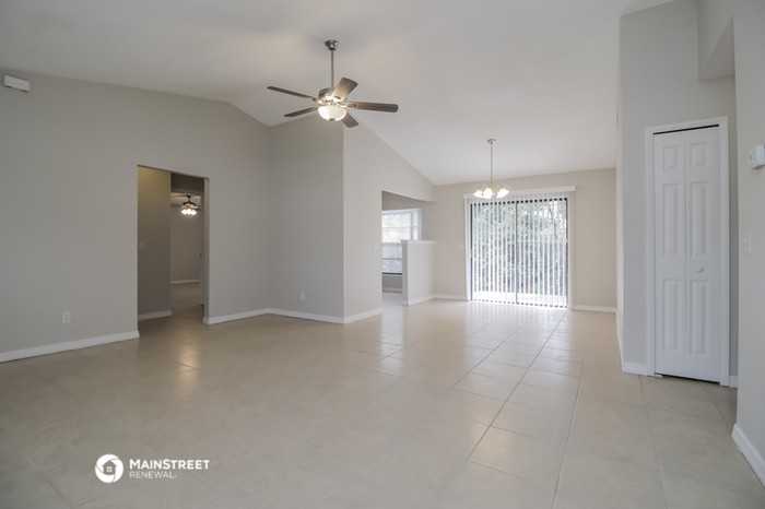 2583 Hillview Cir - Photo 3 of 16