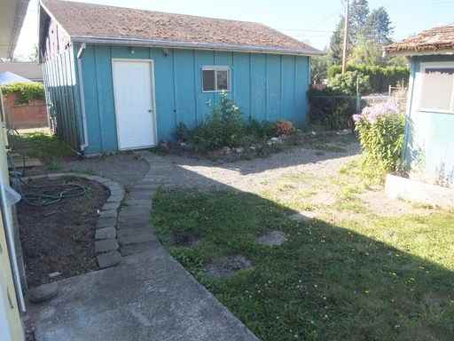 512 W Simpson Ave - Photo 3 of 12