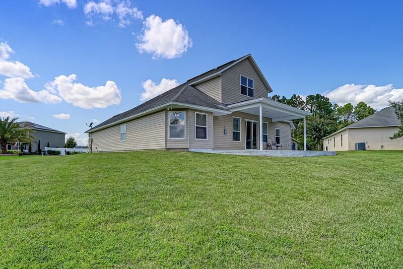 2436 Bonnie Lakes Dr - Photo 2 of 50