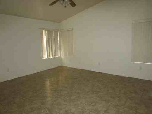 1528 W Page Ave - Photo 3 of 7