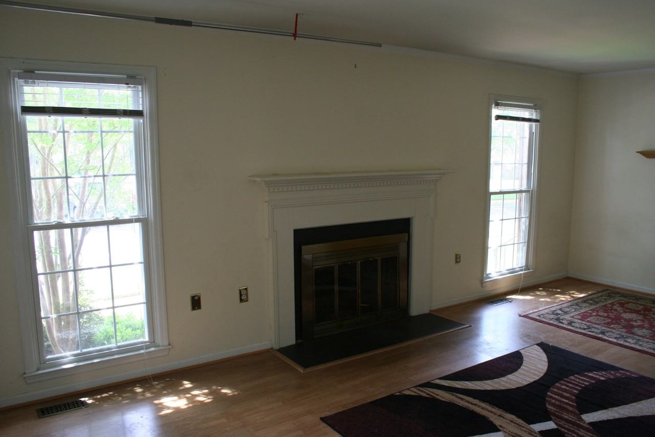 4326 Caprice Court - Photo 3 of 8