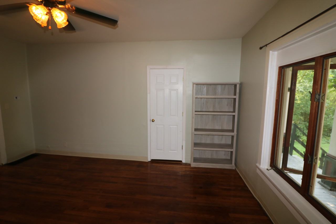 1626 Summit Lane - Photo 7 of 15