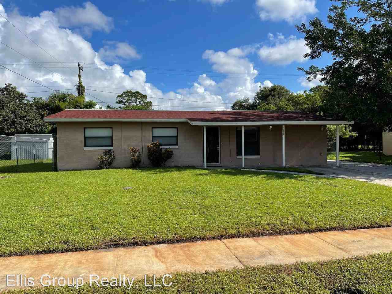 3884 Kennedy Cir - Photo 2 of 21