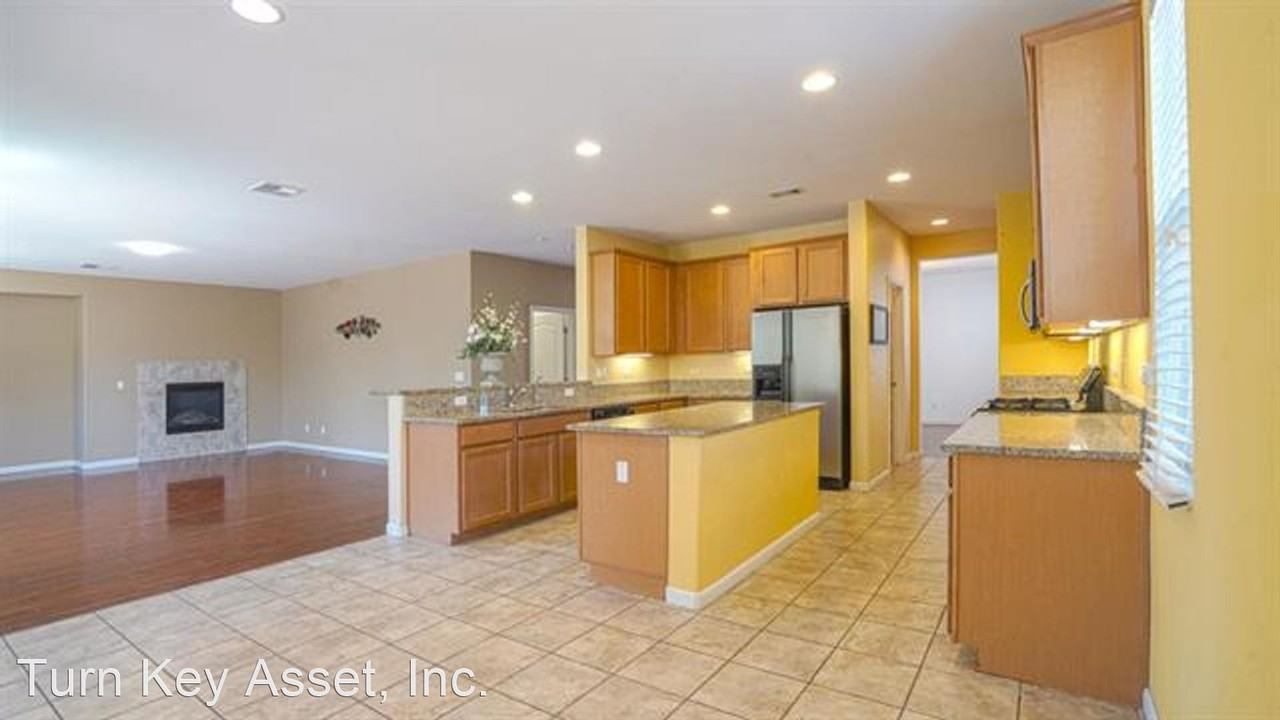 266 Cherry Blossom Ln - Photo 3 of 19