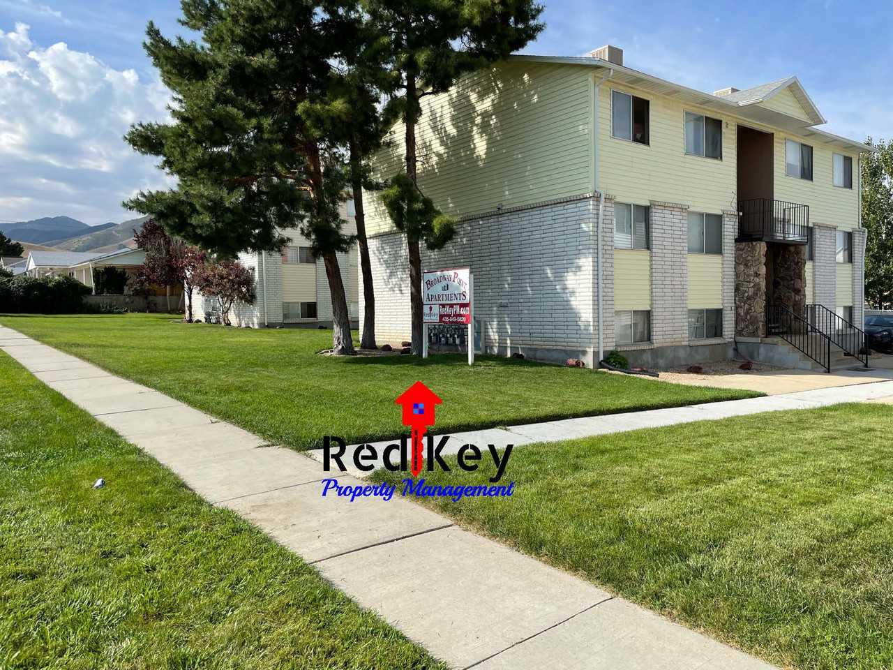 30 S Broadway St - Photo 2 of 2